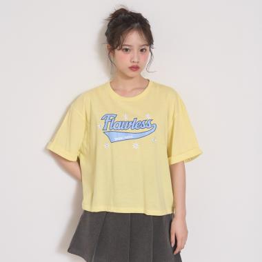 【7days】ロゴ＋お花刺しゅうTシャツ