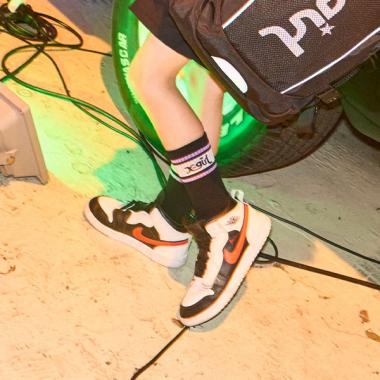 ロゴラインリブクルーソックス