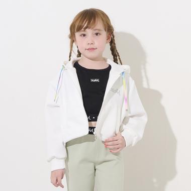 エンボスロゴショート丈ジップパーカー