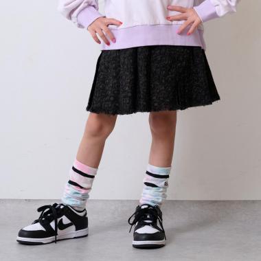 ピグメントプリーツスカート