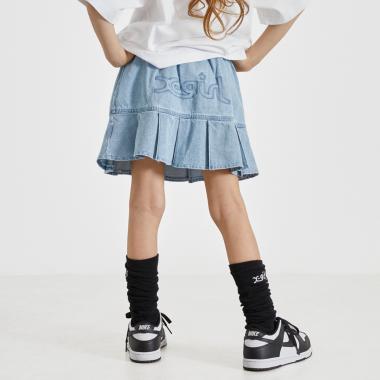 バックロゴ 切替プリーツスカート