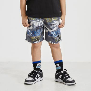 スプレーアート総柄 ショートパンツ