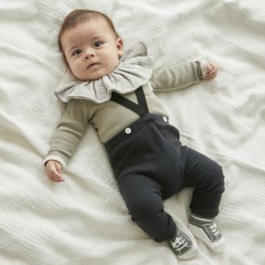 Vストラップレギンス