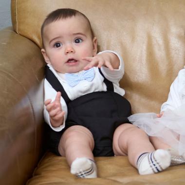 ネクタイ付きロンパース＋パンツセット