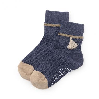 タッセルつきソックス