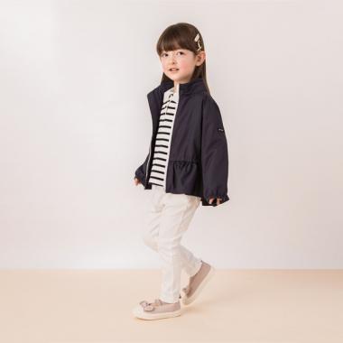 フリルウィンドブレーカー