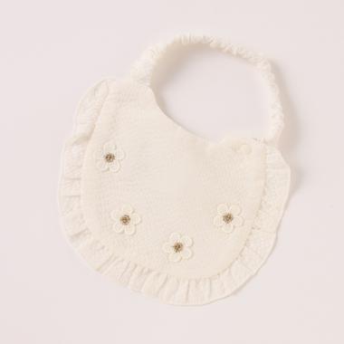 お花モチーフつきスタイ