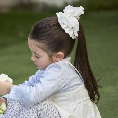 ボリュームレースシュシュ