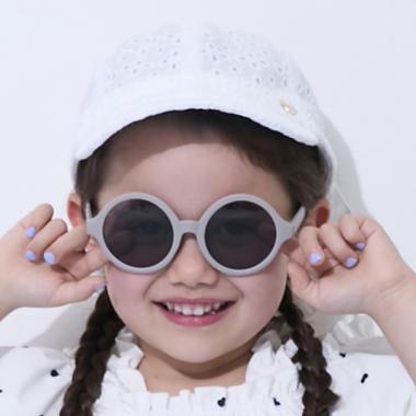 ボストン風ファッショングラス