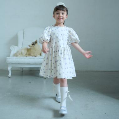 【リンク】袖パフワンピース