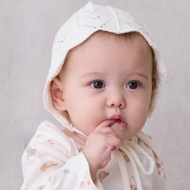 ニットボンネット