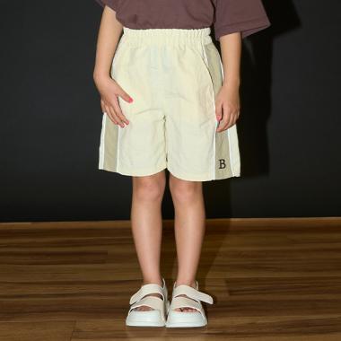 サイド切替え4分丈パンツ