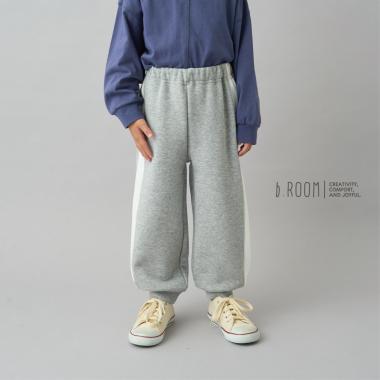 【デイリースタンダードウェアシリーズ】【吸水速乾】ゆったりシルエットのサイドラインスウェットパンツ